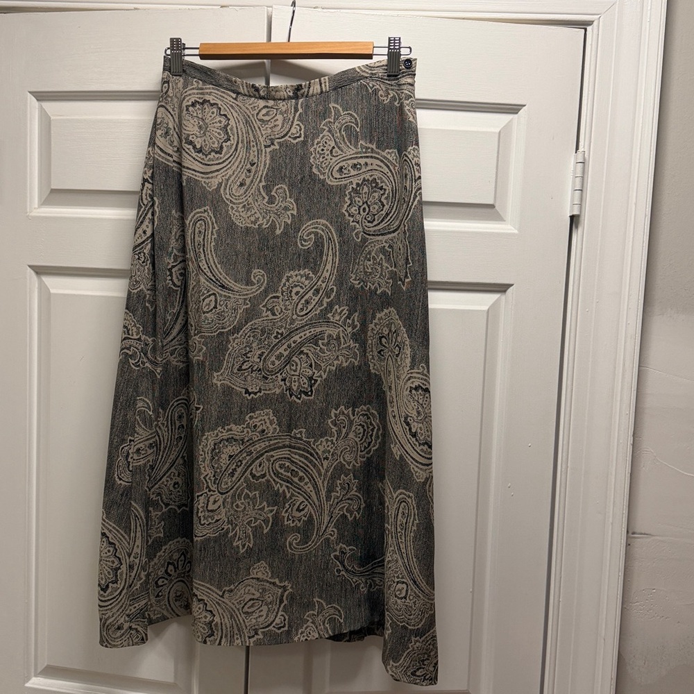 Gray paisley print midi‎ skirt
